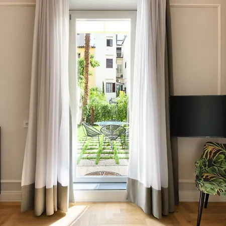 Vivaldi Luxury 4*